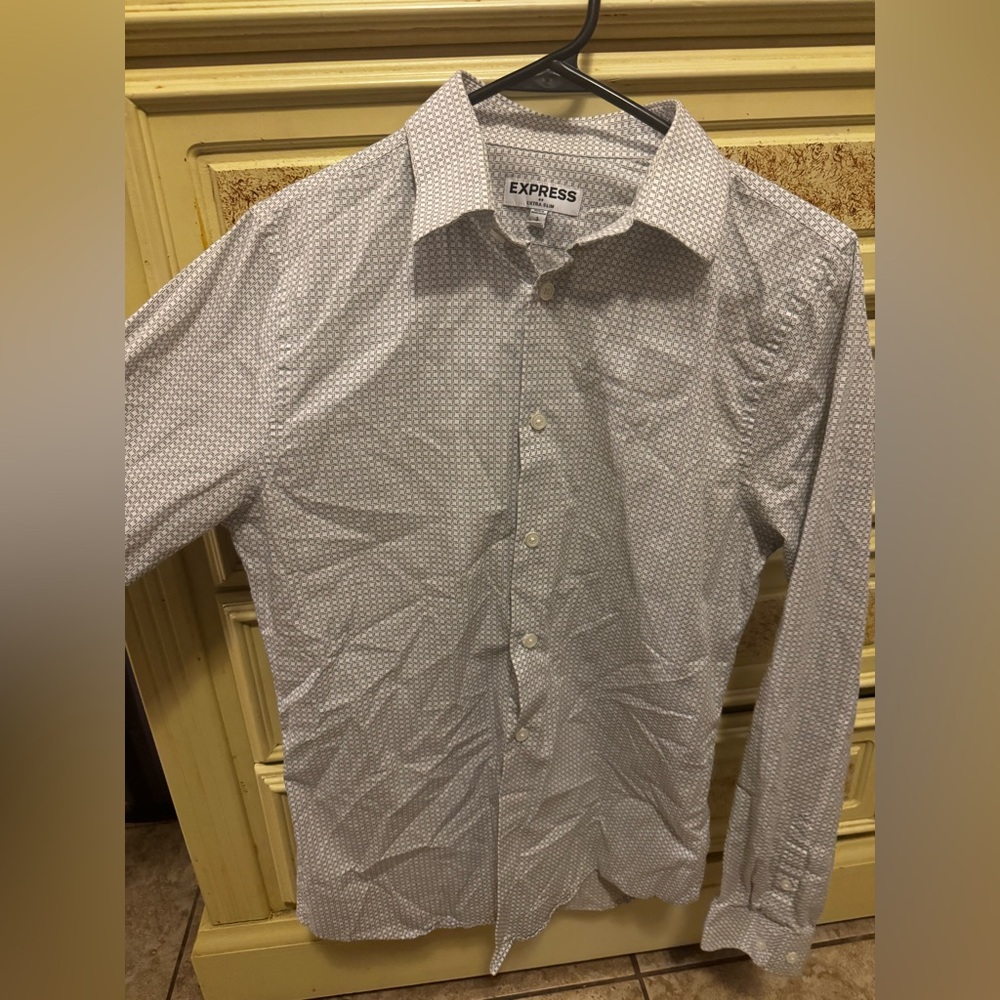 Express button up - Picture 3 of 3